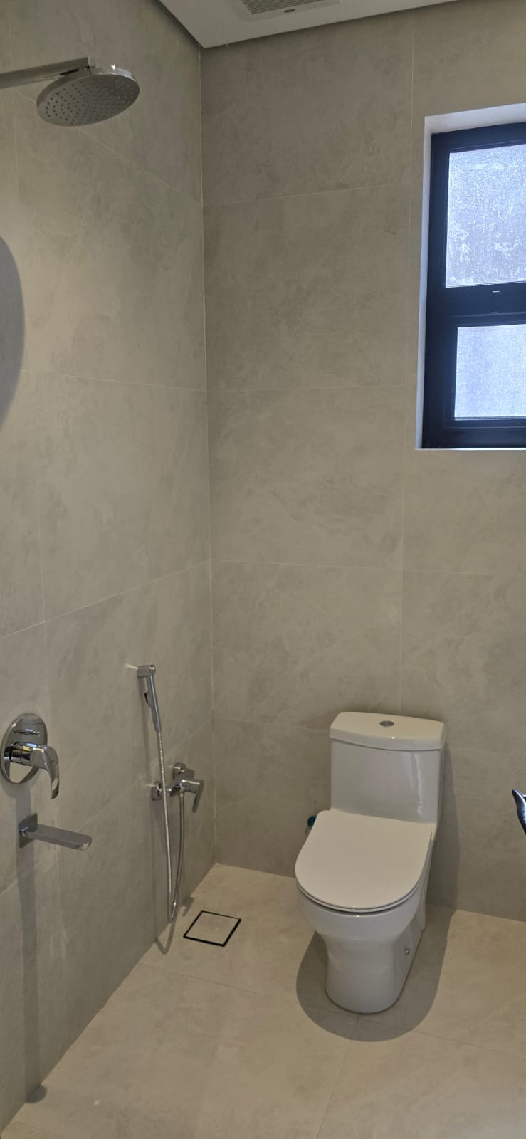 🏠 **For Rent: Two Apartments in a Duplex System (Townhouse)** 
